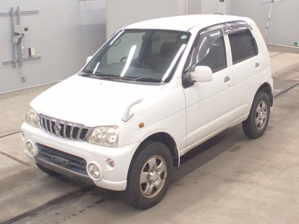DAIHATSU TERIOS KID