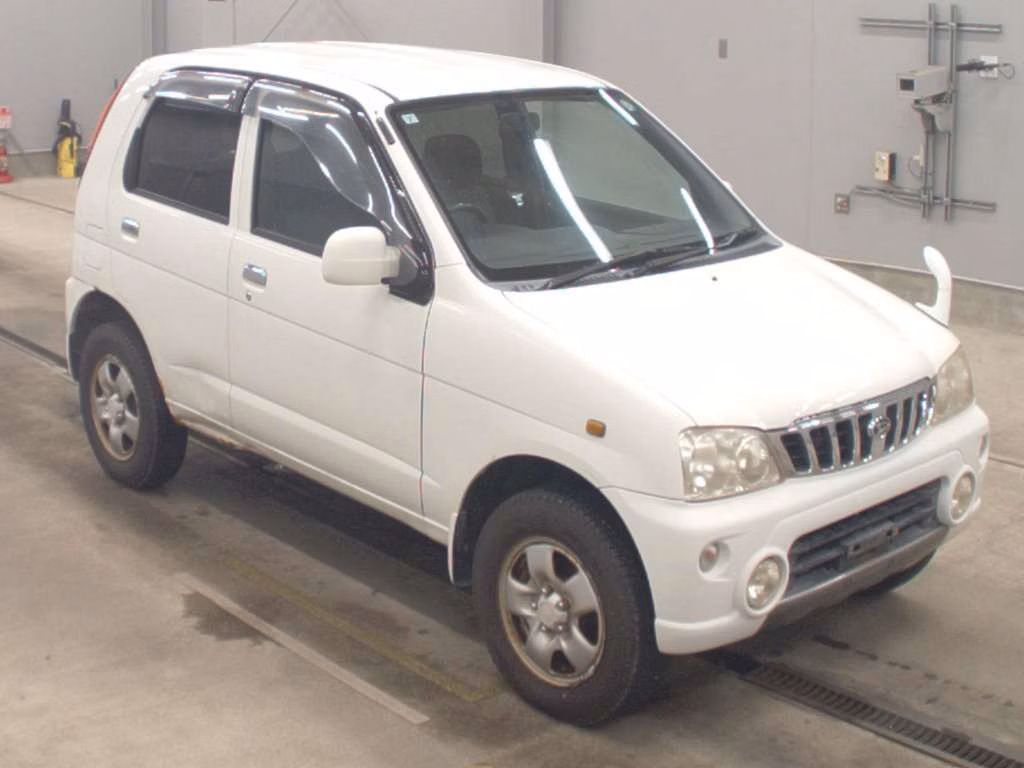 DAIHATSU TERIOS KID