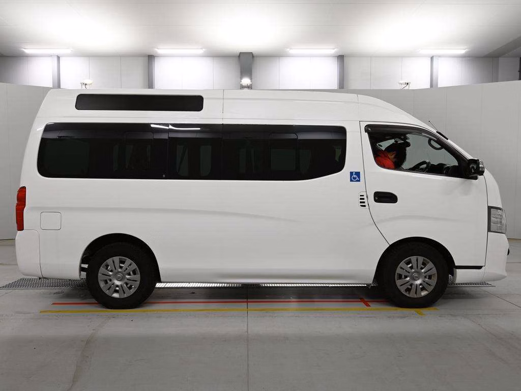 NISSAN NV350 CARAVAN