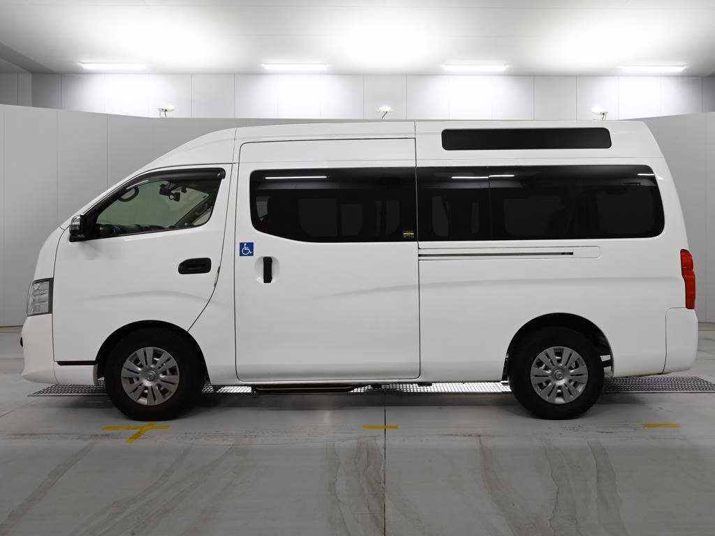 NISSAN NV350 CARAVAN