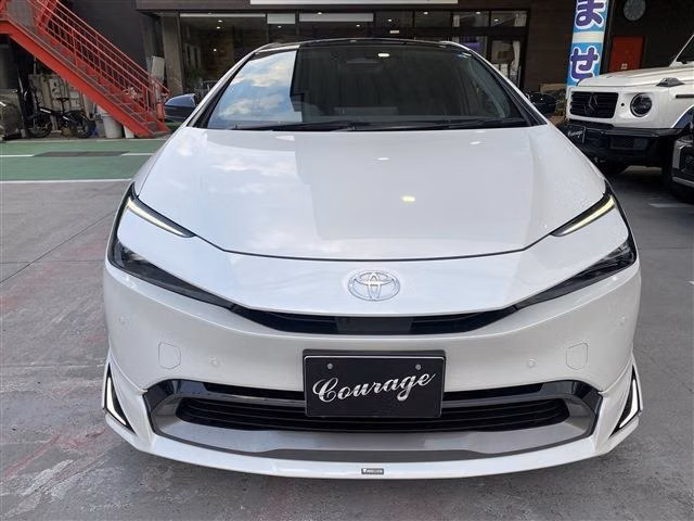 TOYOTA PRIUS