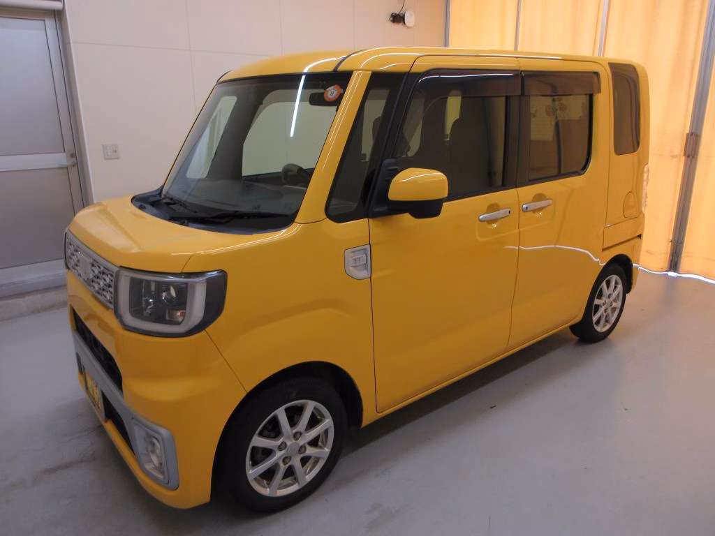 DAIHATSU WAKE