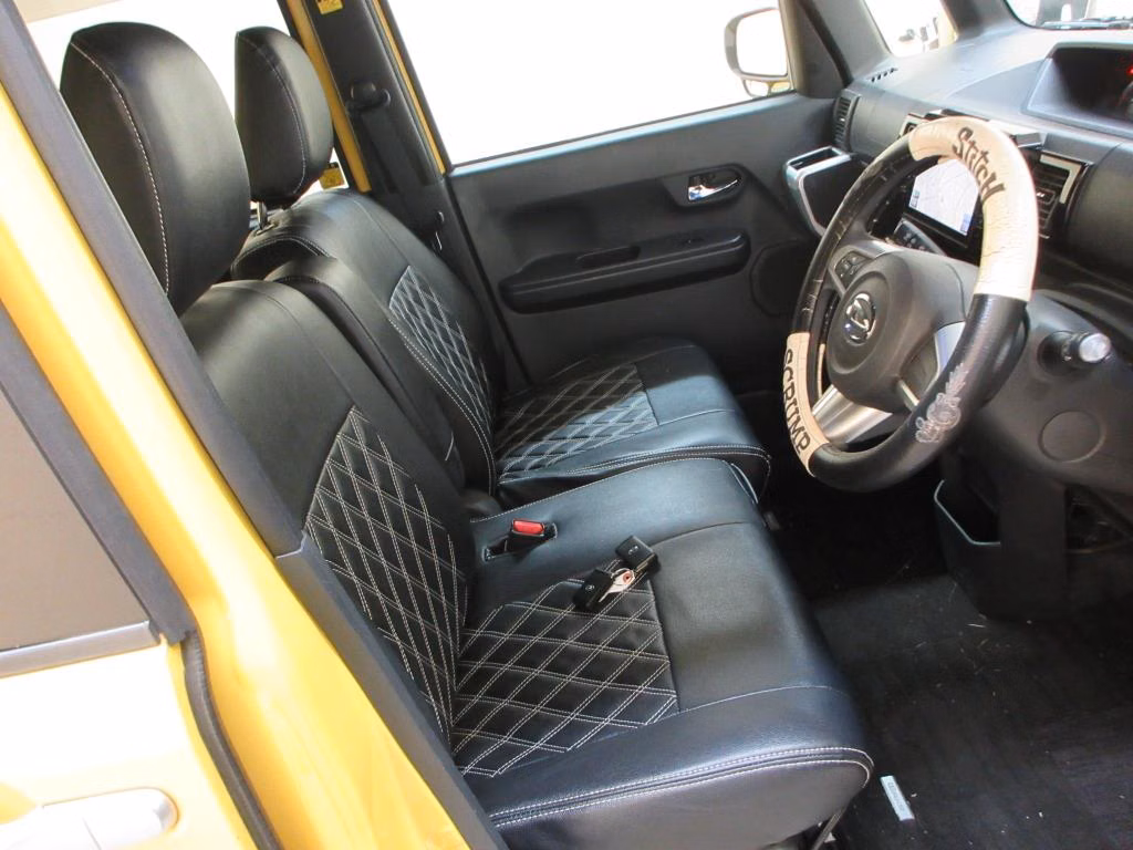 DAIHATSU WAKE