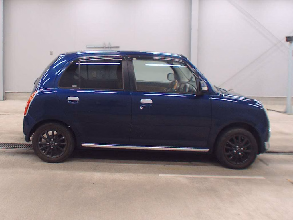 DAIHATSU MIRA GINO