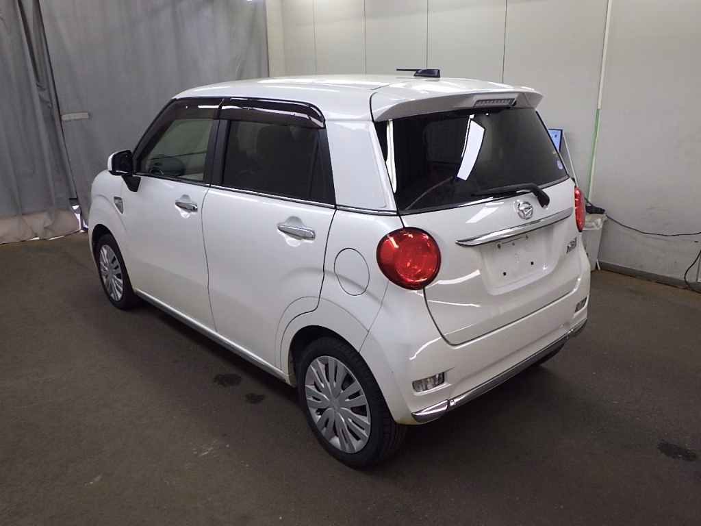 DAIHATSU CAST