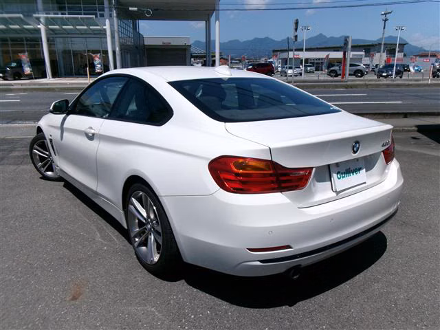 BMW 4-SERIES