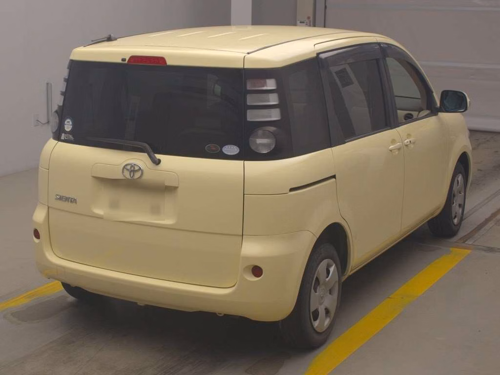 TOYOTA SIENTA