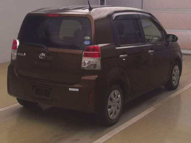 TOYOTA SPADE