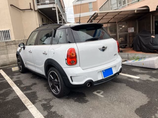 MINI CROSSOVER