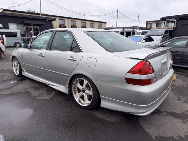 TOYOTA MARK II
