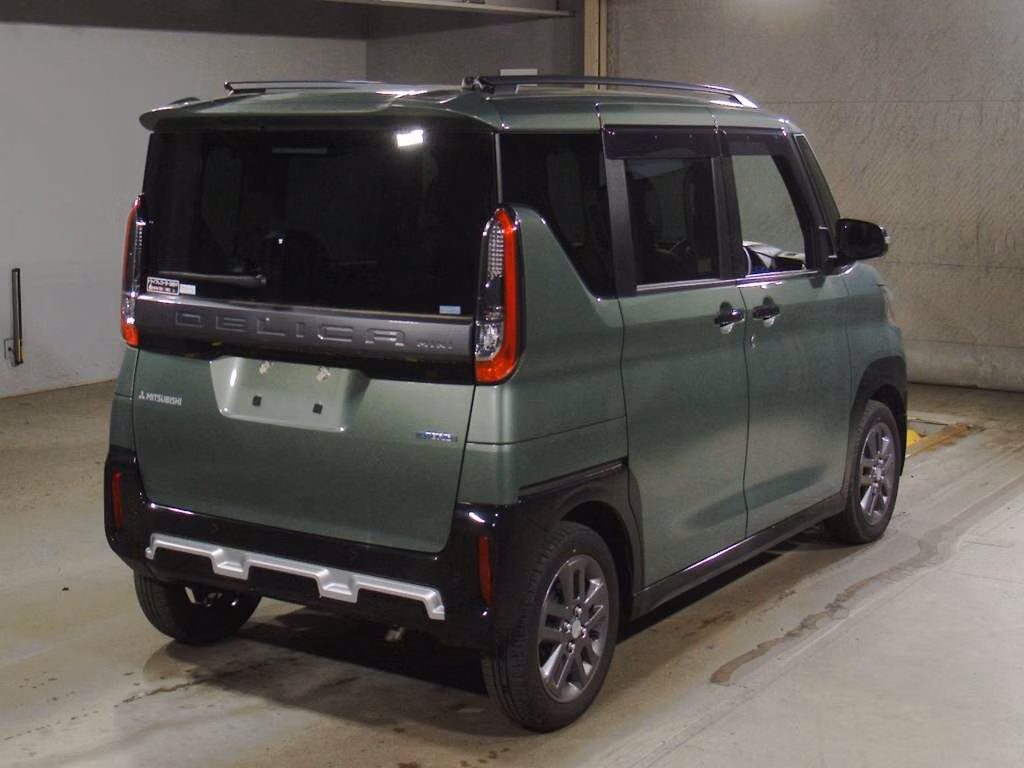 MITSUBISHI DELICA MINI