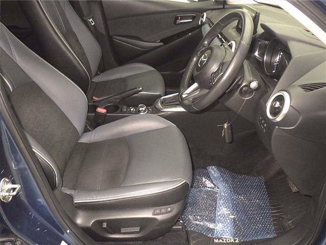 MAZDA MAZDA2