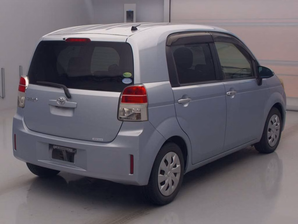 TOYOTA SPADE
