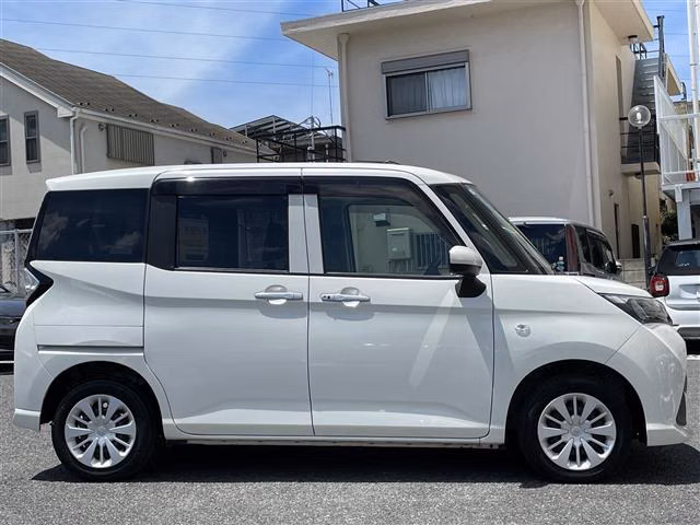 TOYOTA TANK