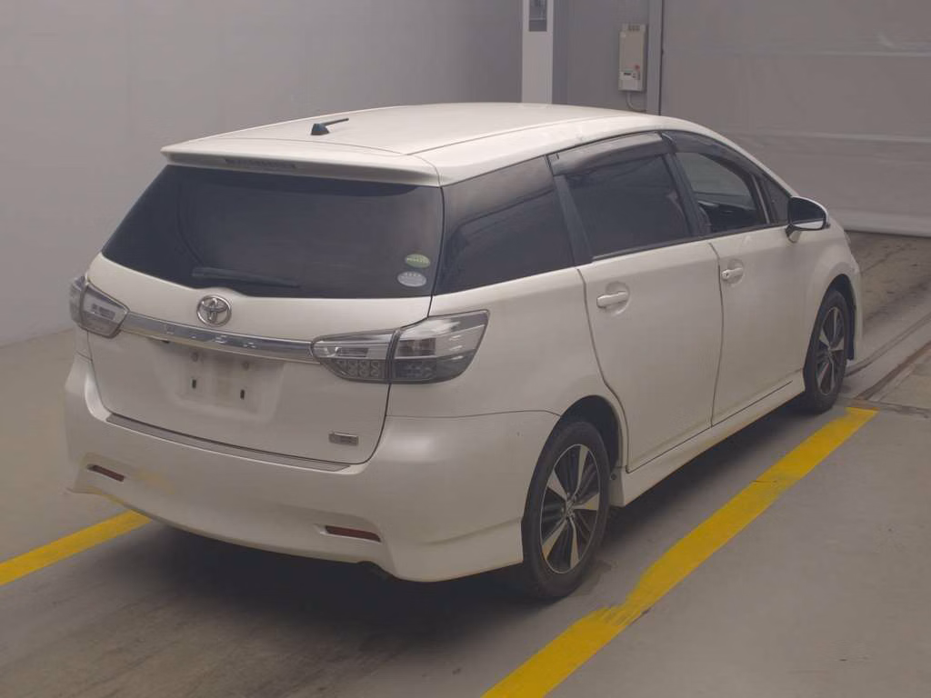 TOYOTA WISH