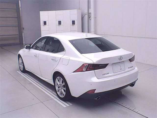 LEXUS IS300