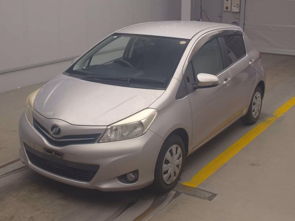 TOYOTA VITZ