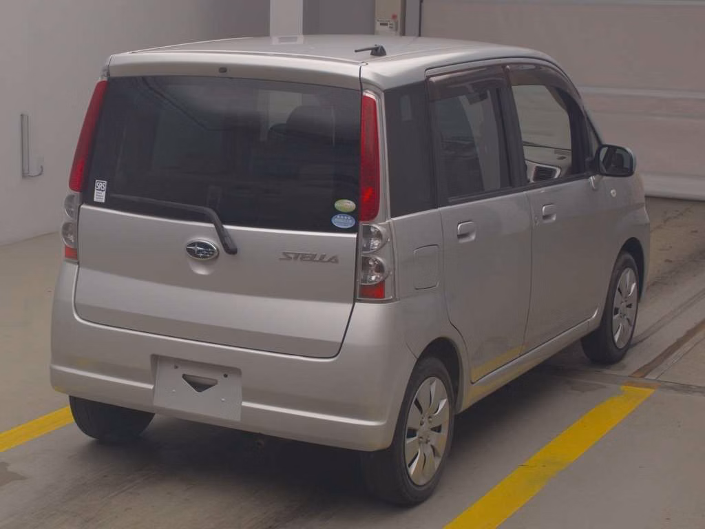 DAIHATSU ESSE