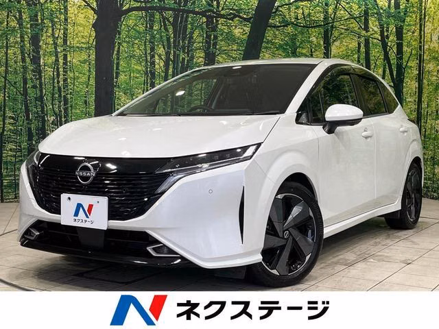 NISSAN AURA