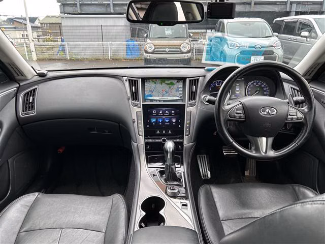 NISSAN SKYLINE