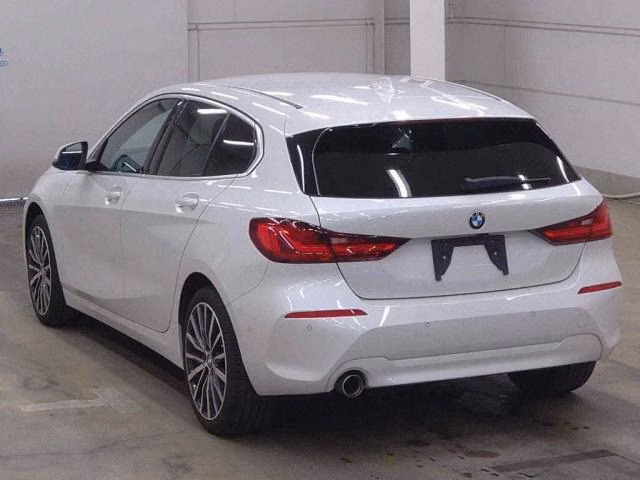 BMW 1-SERIES