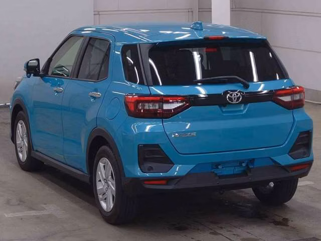 TOYOTA RAIZE