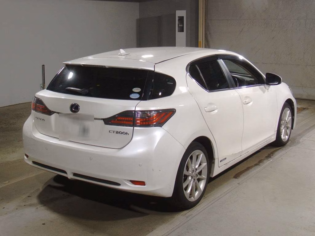 LEXUS CT200H