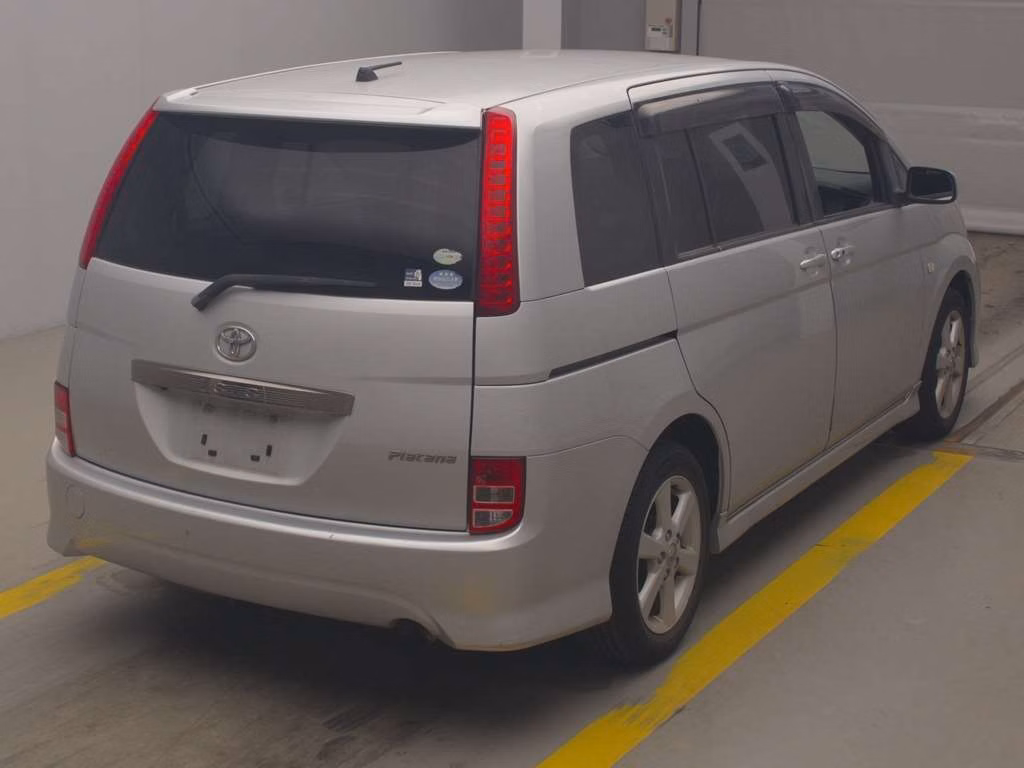 TOYOTA ISIS