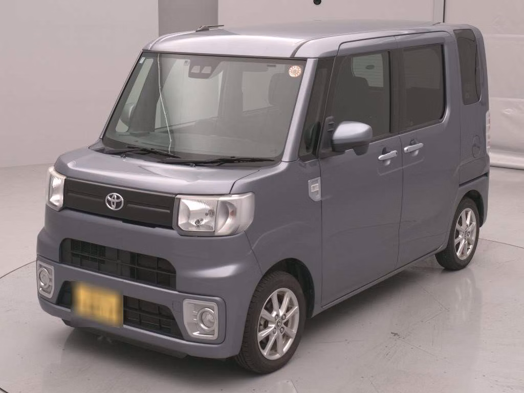 TOYOTA PIXIS MEGA
