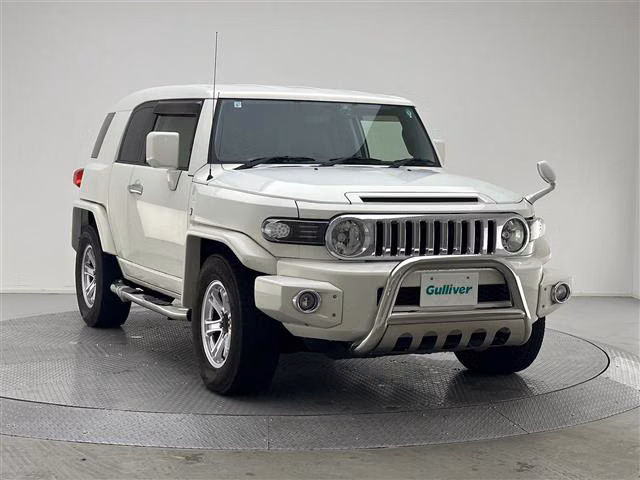 TOYOTA FJ CRUISER