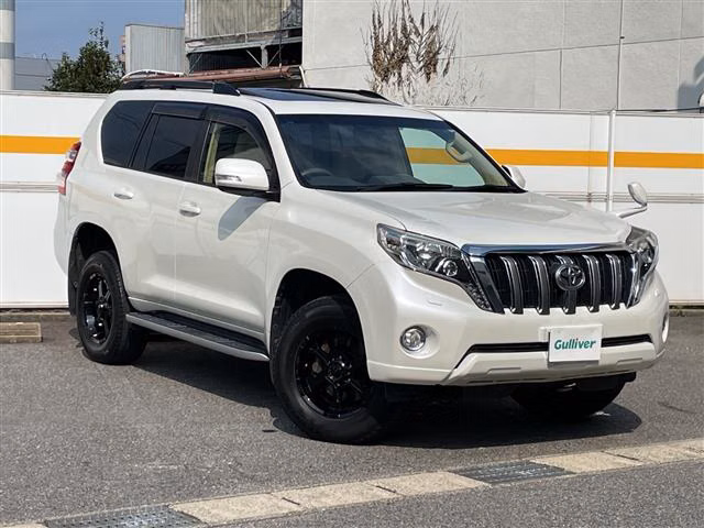 TOYOTA LAND CRUISER PRADO
