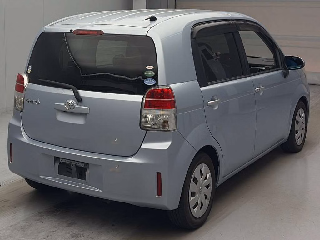TOYOTA SPADE