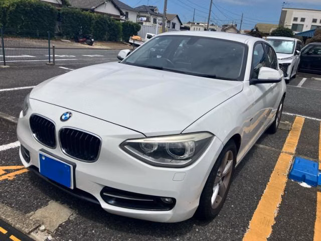 BMW 1-SERIES