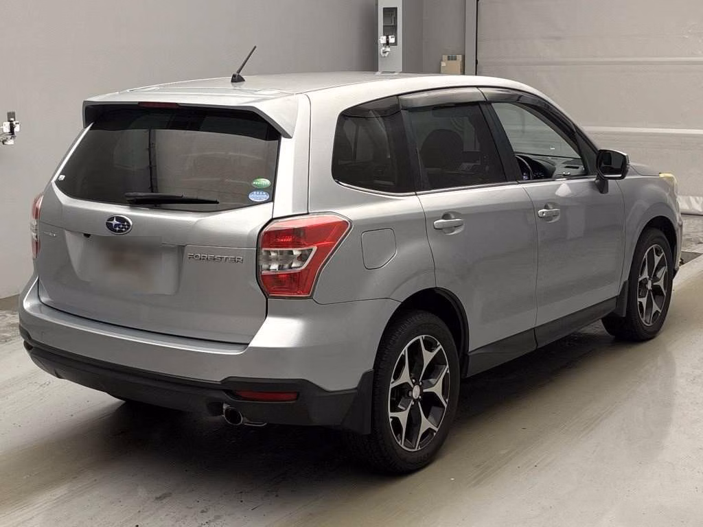 SUBARU FORESTER