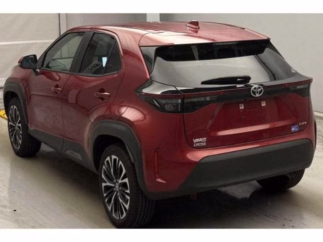 TOYOTA YARIS CROSS