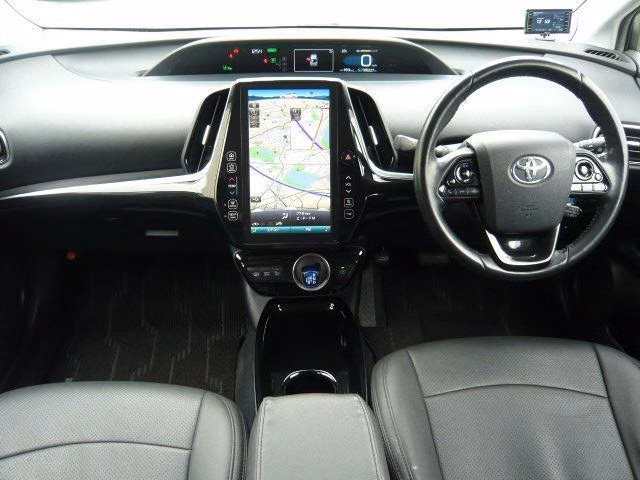 TOYOTA PRIUS PHV
