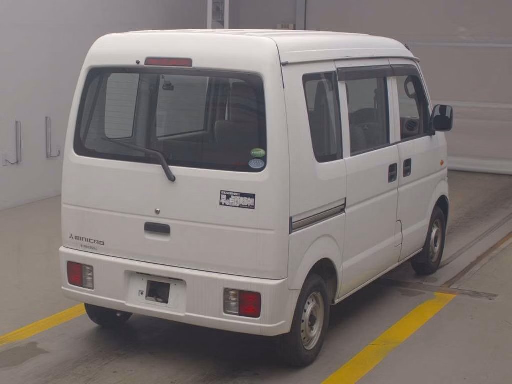 MITSUBISHI MINICAB