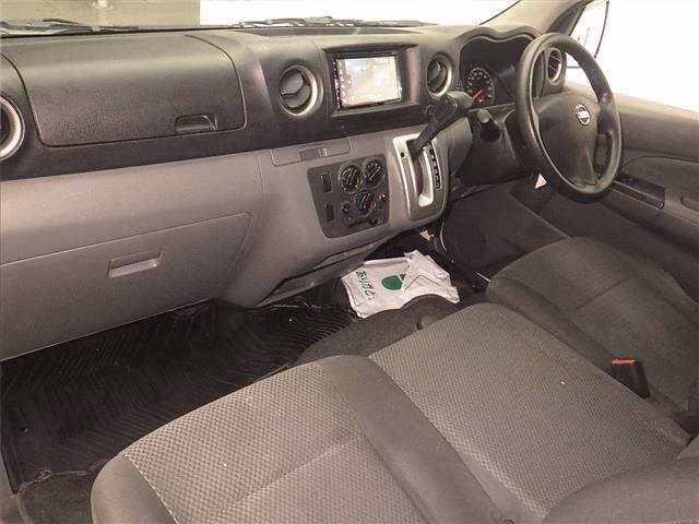 NISSAN NV350 CARAVAN