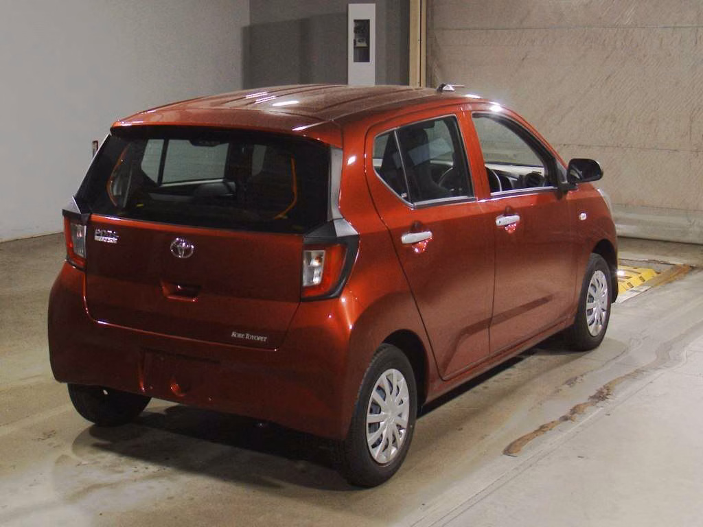 TOYOTA PIXIS EPOCH