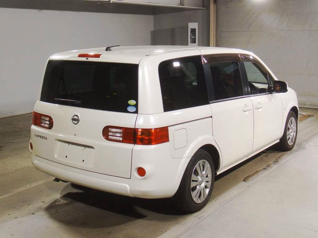 NISSAN LAFESTA