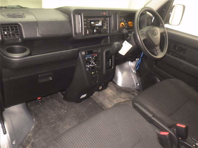 TOYOTA PIXIS VAN