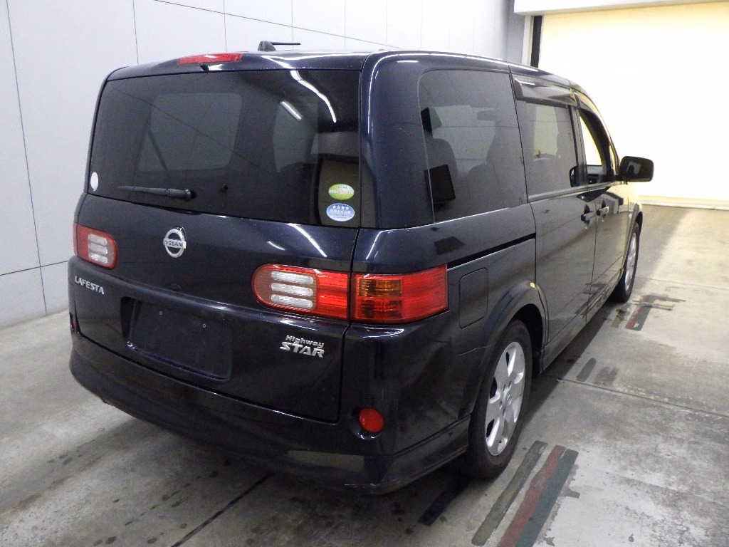 NISSAN LAFESTA