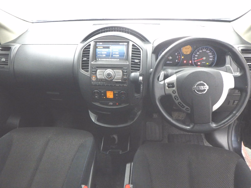 NISSAN LAFESTA