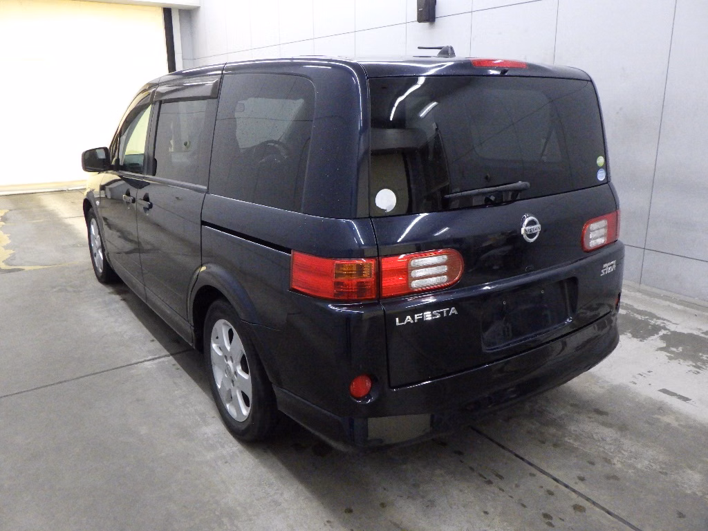 NISSAN LAFESTA