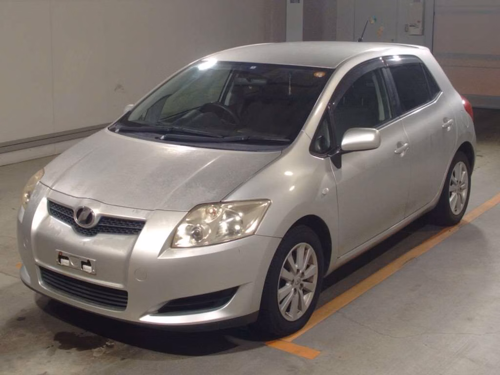 TOYOTA AURIS