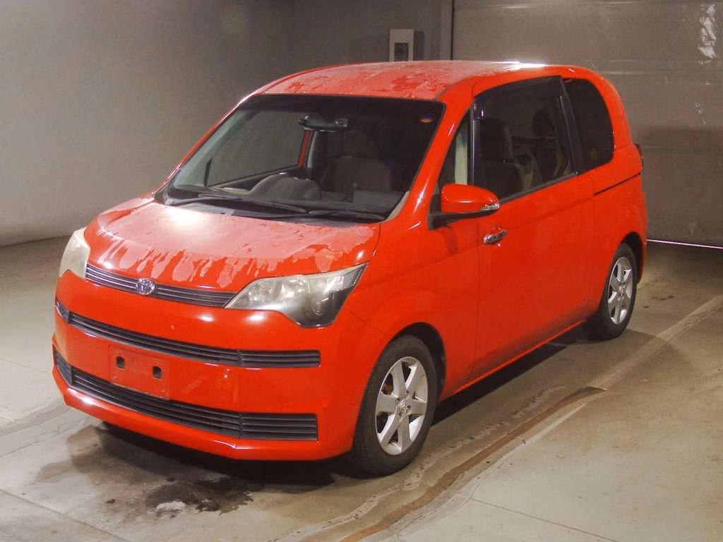 TOYOTA SPADE