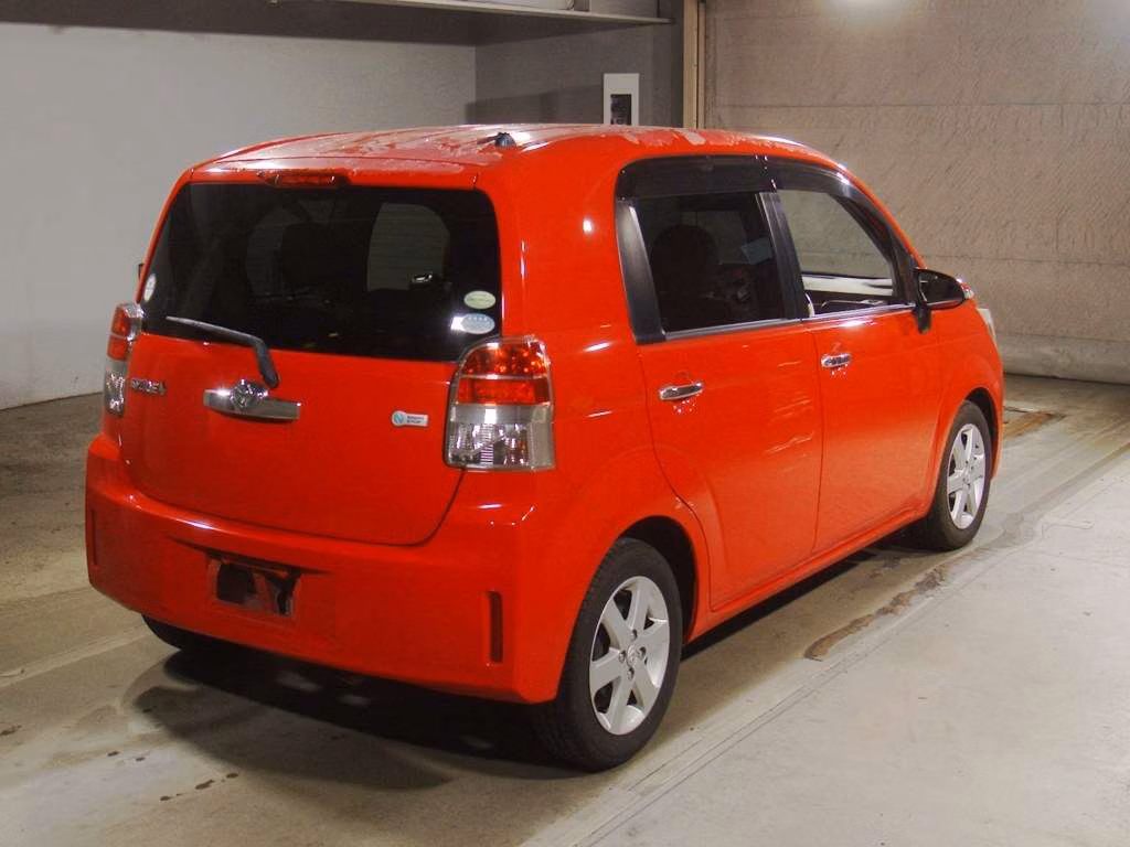 TOYOTA SPADE