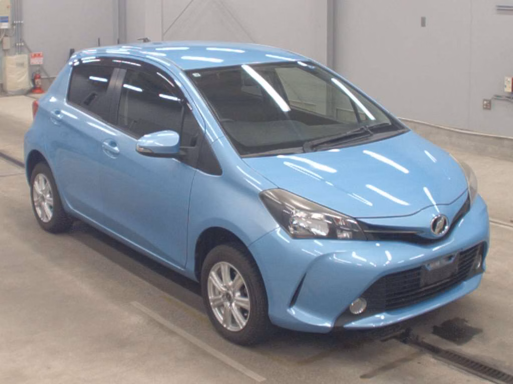 TOYOTA VITZ
