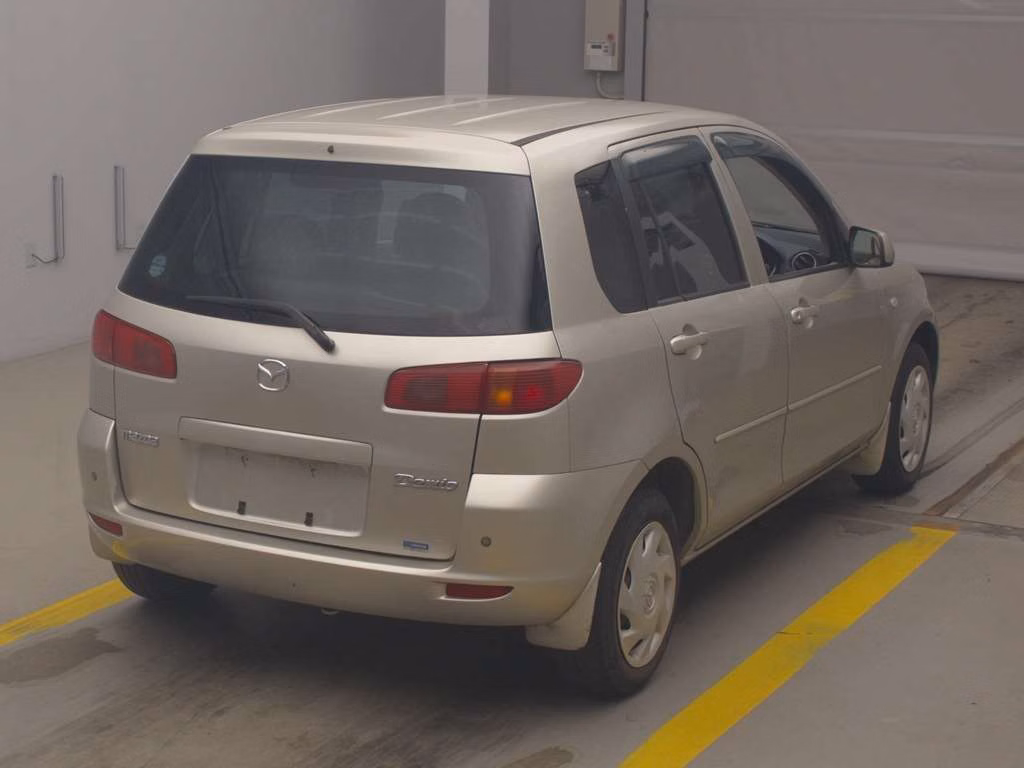 MAZDA DEMIO
