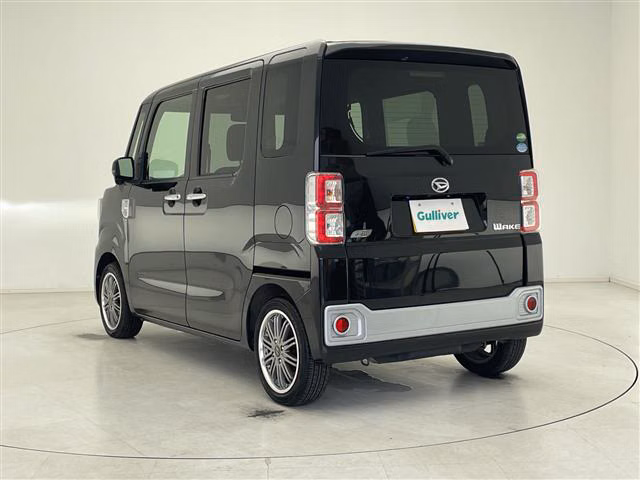 DAIHATSU WAKE